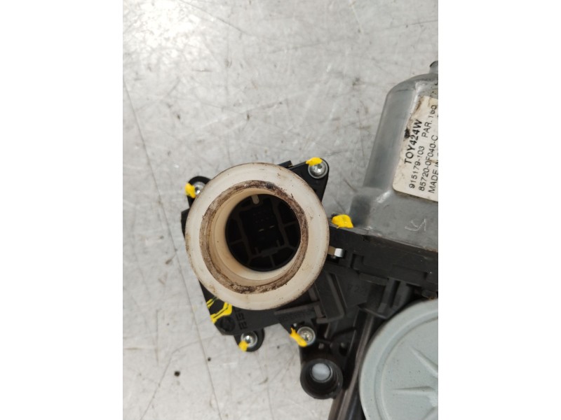 Recambio de elevalunas trasero izquierdo para toyota verso active referencia OEM IAM 857200F040C  698400F040