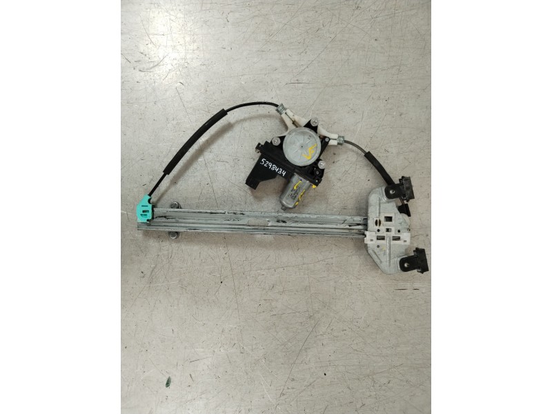 Recambio de elevalunas delantero izquierdo para kia rio basic referencia OEM IAM 824011W020  824501W010