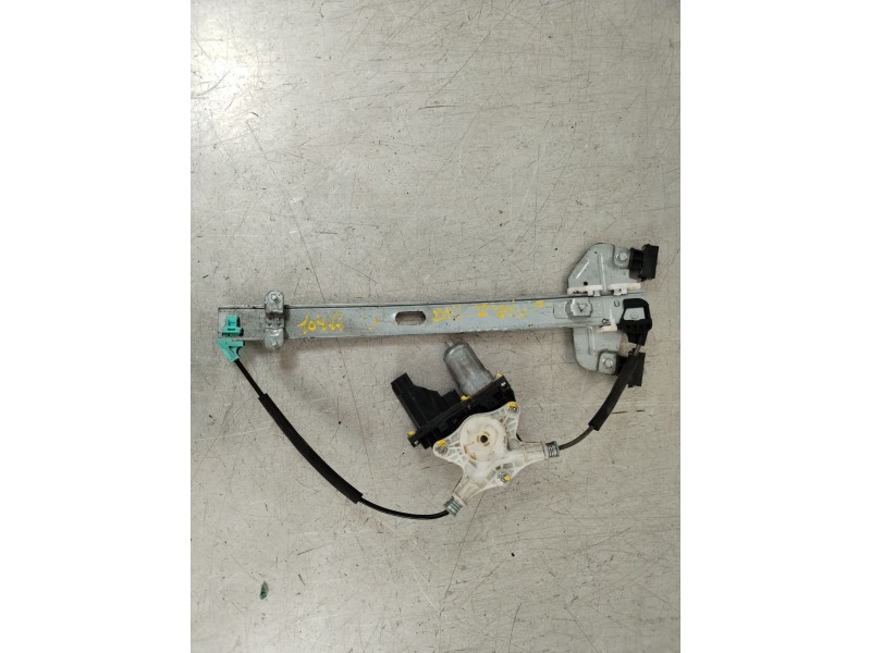 Recambio de elevalunas delantero izquierdo para kia rio basic referencia OEM IAM 824011W020  824501W010