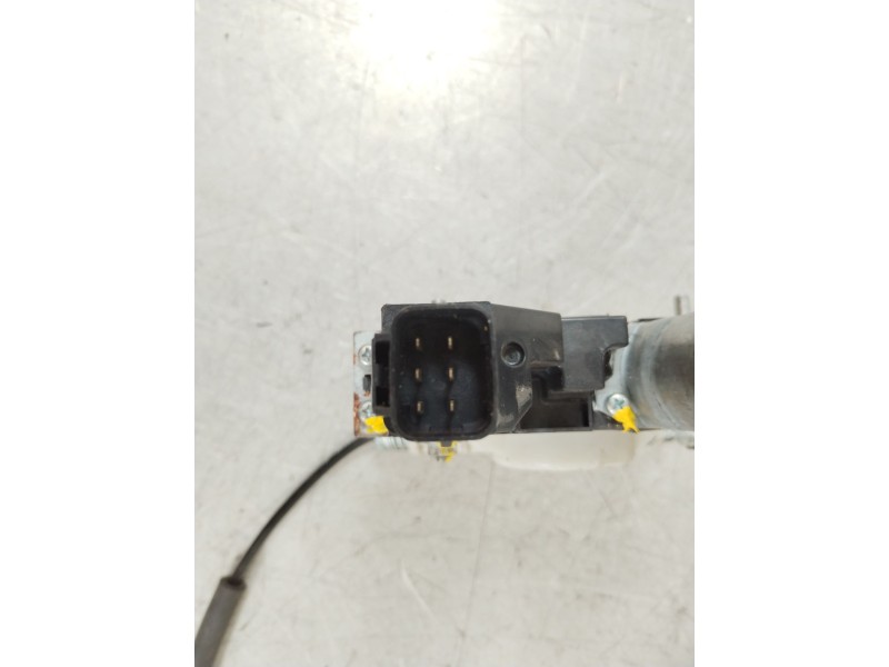 Recambio de elevalunas delantero izquierdo para kia rio basic referencia OEM IAM 824011W020  824501W010