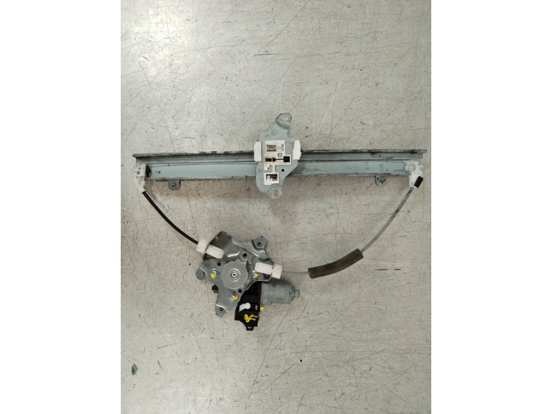 Recambio de elevalunas delantero derecho para nissan juke (f15) 1.5 dci referencia OEM IAM 807201KA0A  80730JX300