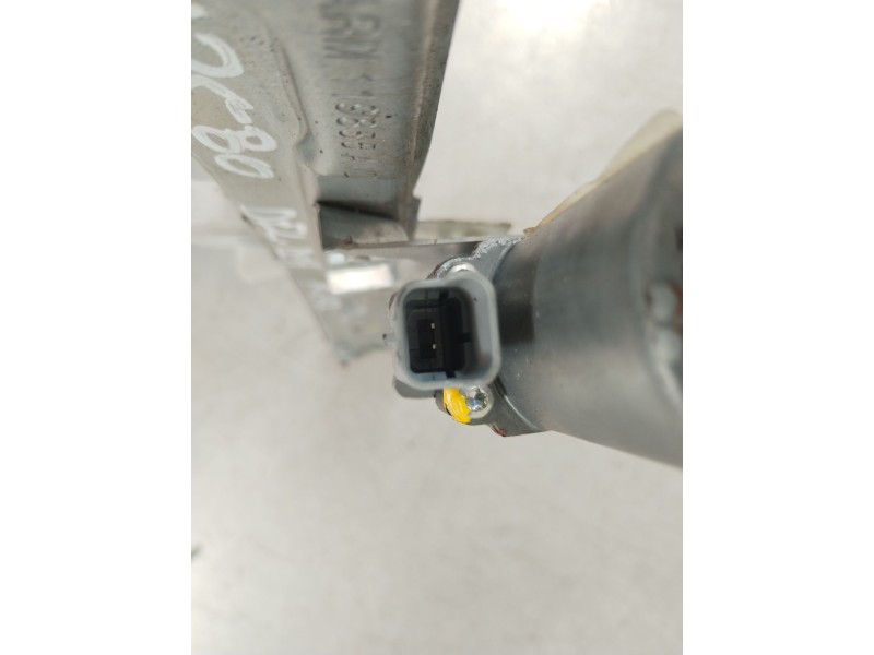 Recambio de elevalunas delantero derecho para peugeot 207 sport referencia OEM IAM 9681182280  400912C