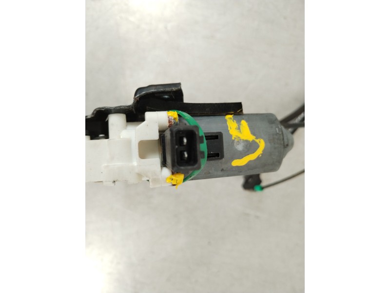 Recambio de elevalunas delantero derecho para land rover freelander baikal familiar referencia OEM IAM LR006371  