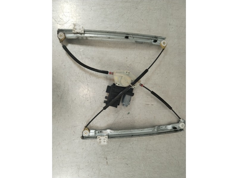 Recambio de elevalunas delantero izquierdo para citroën c4 grand picasso exclusive referencia OEM IAM 1675403980 9221CV 96824956