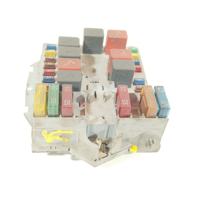 Recambio de caja reles / fusibles para fiat stilo (192) 1.9 jtd / 1.9 jtd 115 active referencia OEM IAM 46796538  