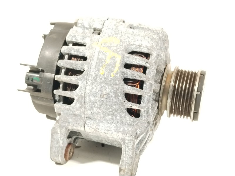 Recambio de alternador para renault scenic iii expression referencia OEM IAM 231004554R  