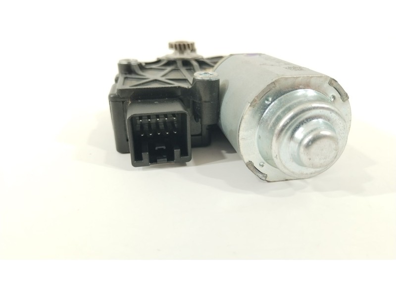 Recambio de motor techo electrico para hyundai tucson (nx4e, nx4a) 1.6 t-gdi plug-in-hybrid htrac referencia OEM IAM 81679N7000 