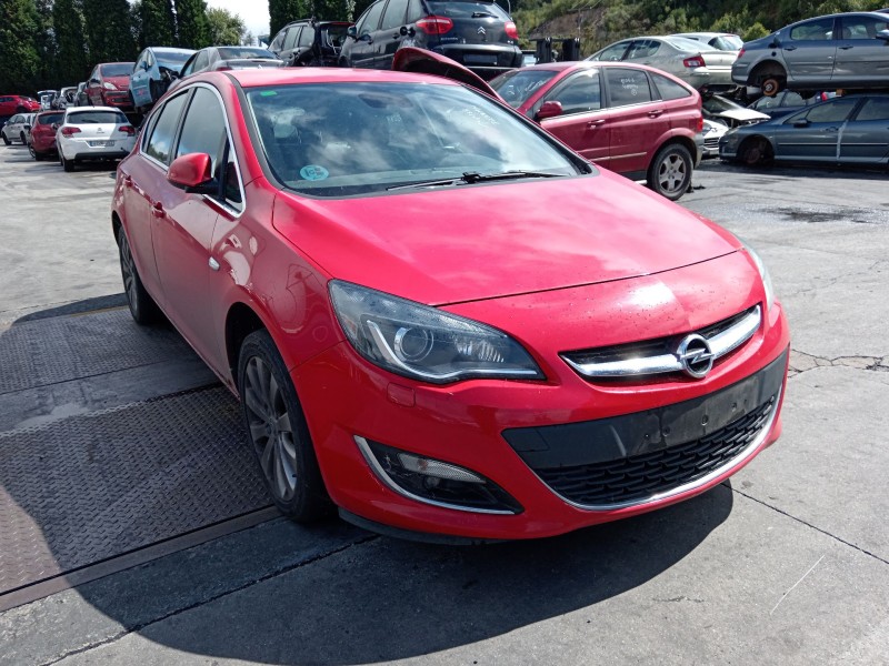opel astra j (p10) del año 2014