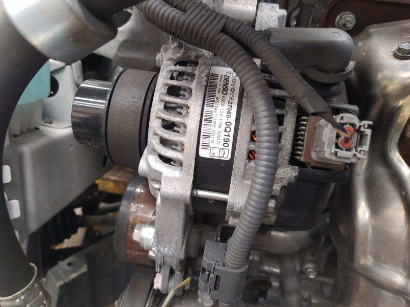 Recambio de alternador para toyota aygo x-cite referencia OEM IAM 270600Q190  