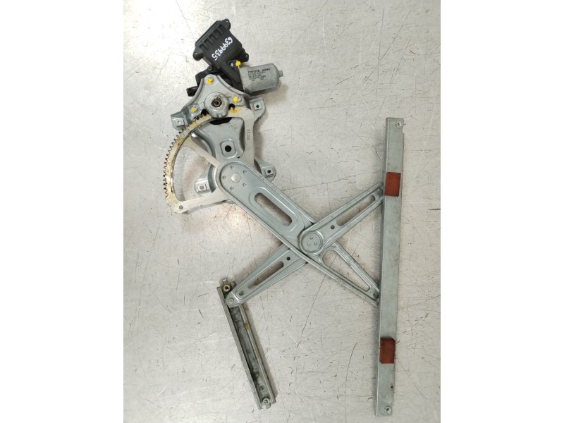 Recambio de elevalunas delantero izquierdo para toyota auris (_e15_) 2.0 d-4d (ade150_) referencia OEM IAM 8572002230A  85702020