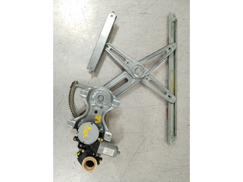 Recambio de elevalunas delantero izquierdo para toyota auris (_e15_) 2.0 d-4d (ade150_) referencia OEM IAM 8572002230A  85702020