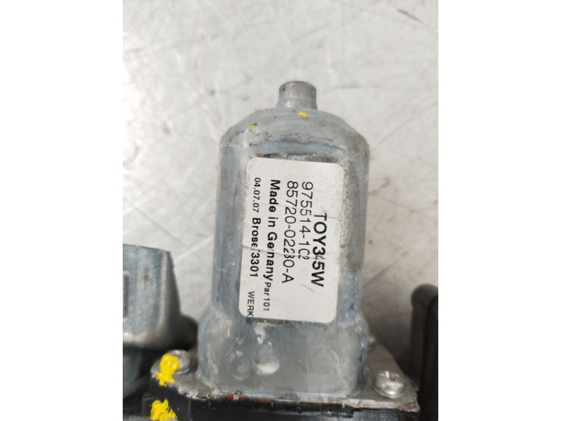 Recambio de elevalunas delantero izquierdo para toyota auris (_e15_) 2.0 d-4d (ade150_) referencia OEM IAM 8572002230A  85702020