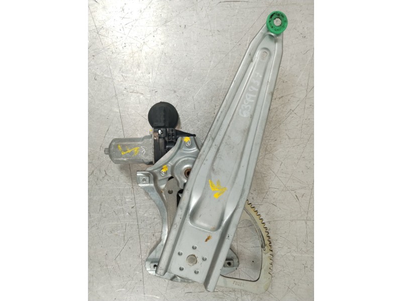 Recambio de elevalunas trasero izquierdo para toyota auris (_e15_) 2.0 d-4d (ade150_) referencia OEM IAM 6984002240  857100D100