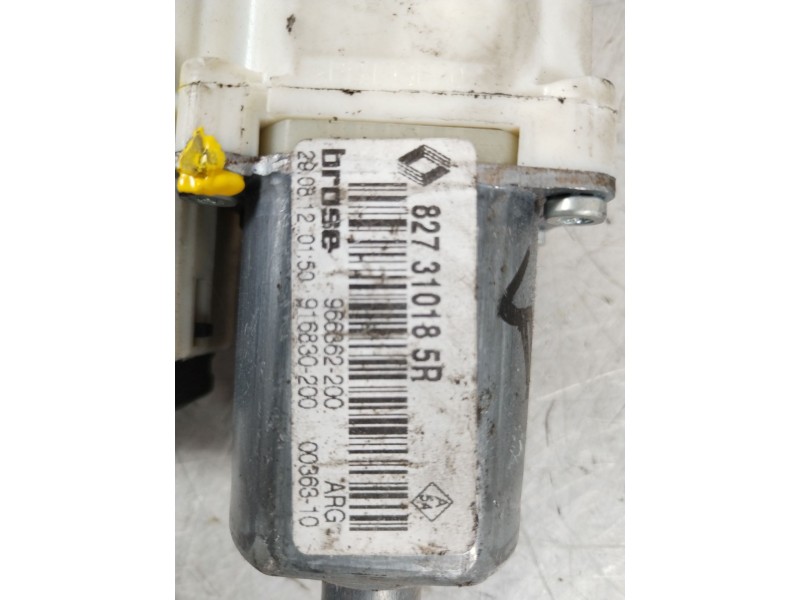 Recambio de elevalunas trasero izquierdo para renault megane iii sport tourer dynamique referencia OEM IAM 827210008R 920038101 