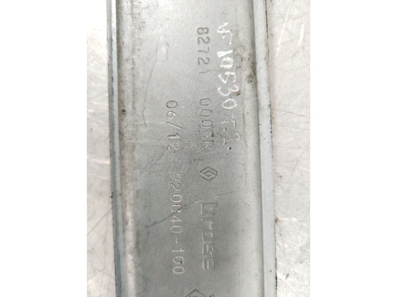 Recambio de elevalunas trasero izquierdo para renault megane iii sport tourer dynamique referencia OEM IAM 827210008R 920038101 