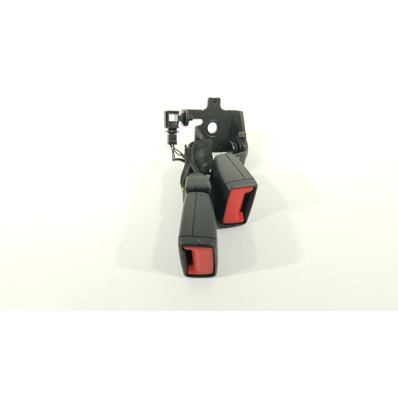 Recambio de enganche cinturon trasero central para seat ibiza v (kj1, kjg) 1.0 tsi referencia OEM IAM 6F0857739B  