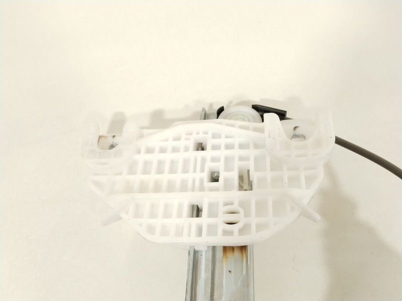 Recambio de elevalunas trasero derecho para kia rio (yb) referencia OEM IAM 83402H8100  83460H8000