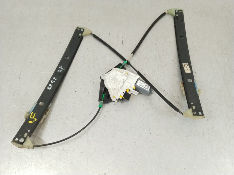 Recambio de elevalunas delantero derecho para audi a4 ber. (b8) básico referencia OEM IAM 8K0959802  