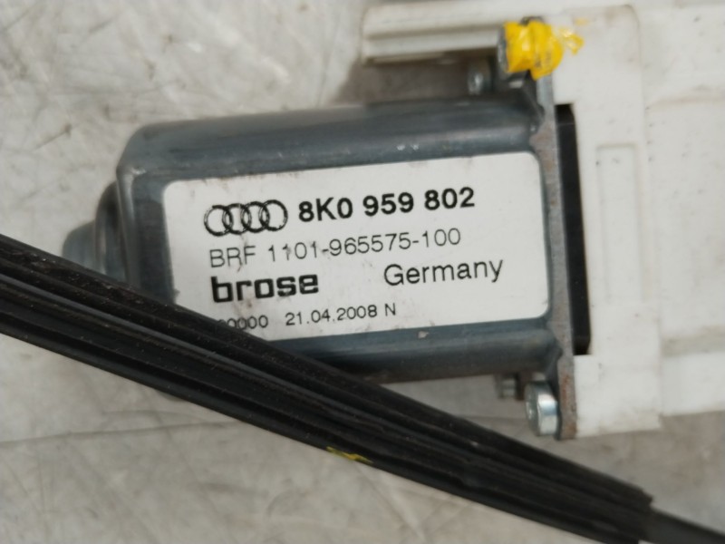 Recambio de elevalunas delantero derecho para audi a4 ber. (b8) básico referencia OEM IAM 8K0959802  