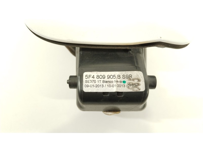 Recambio de tapa exterior combustible para seat leon (5f1) style referencia OEM IAM 5F4809905B 7P0810773D 5F4809905C