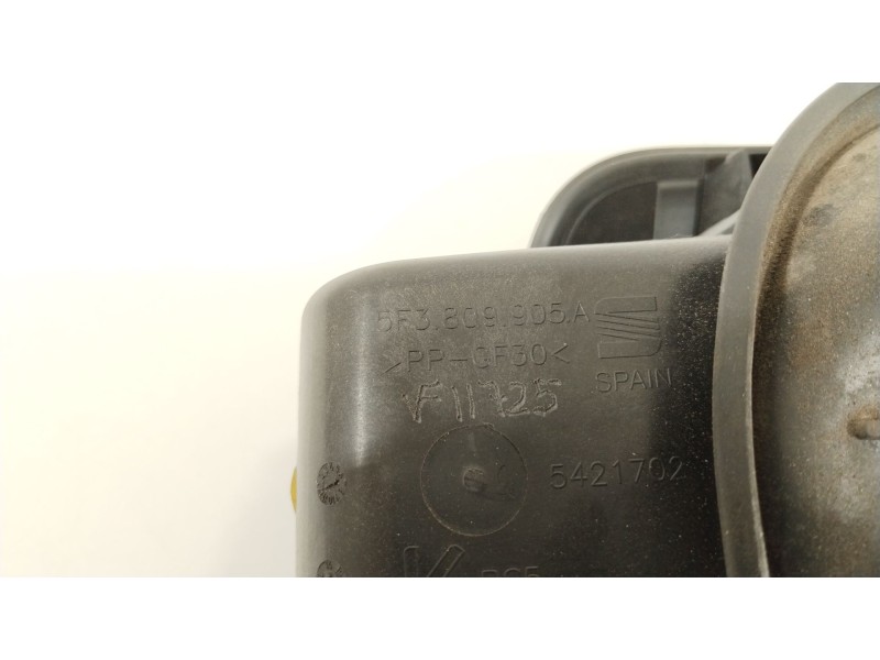 Recambio de tapa exterior combustible para seat leon sc (5f5) fr referencia OEM IAM 5F3809905A  