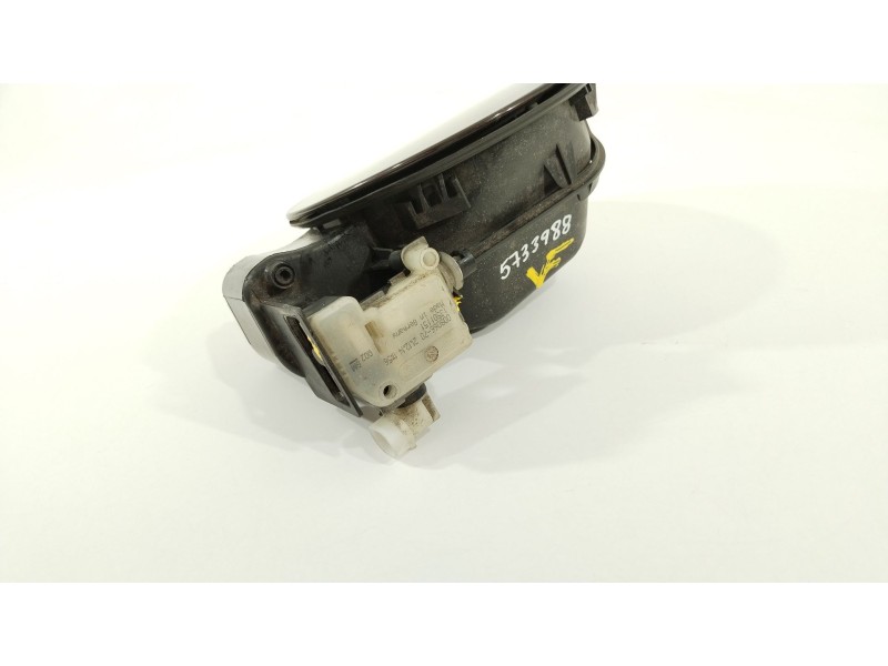 Recambio de tapa exterior combustible para opel insignia berlina 2.0 cdti referencia OEM IAM 13352310  13501151