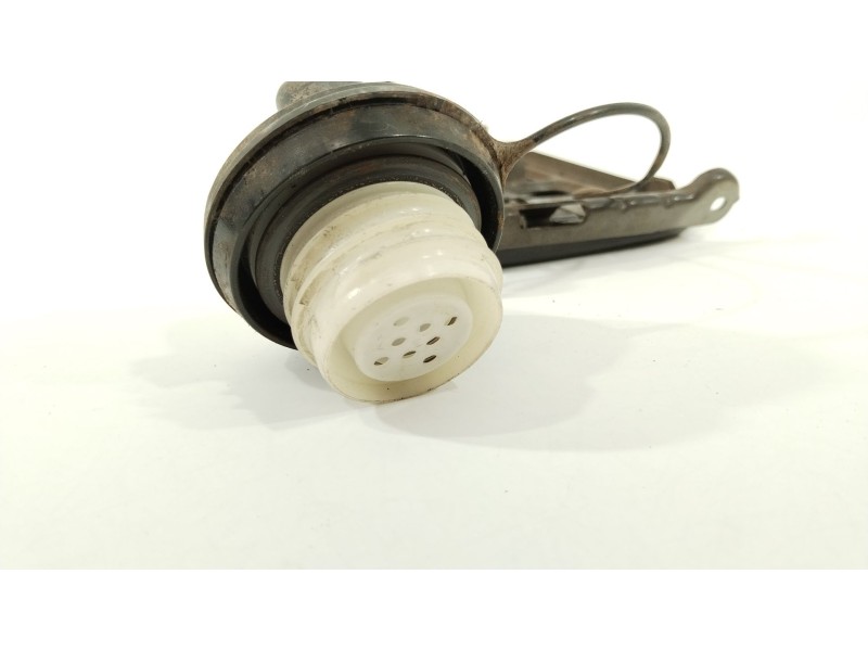 Recambio de tapa exterior combustible para nissan qashqai (j11) acenta referencia OEM IAM G88304EAMD  