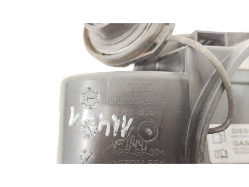 Recambio de tapa exterior combustible para audi a4 ber. (b8) basis referencia OEM IAM 8K0809999A  8K0010508T