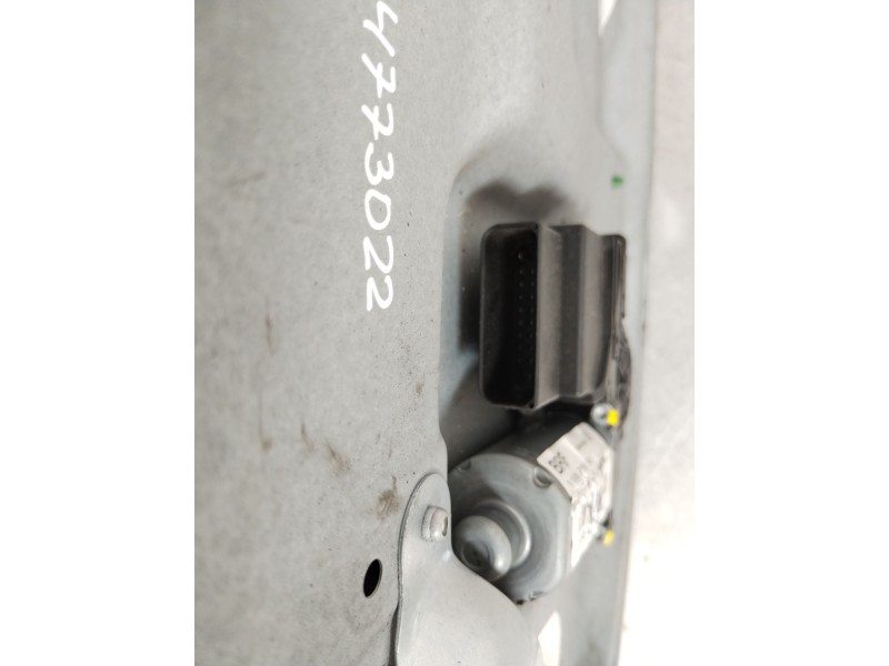 Recambio de elevalunas trasero derecho para volkswagen touran (1t3) advance bluemotion referencia OEM IAM 1T0839730Q 1T0839756H 