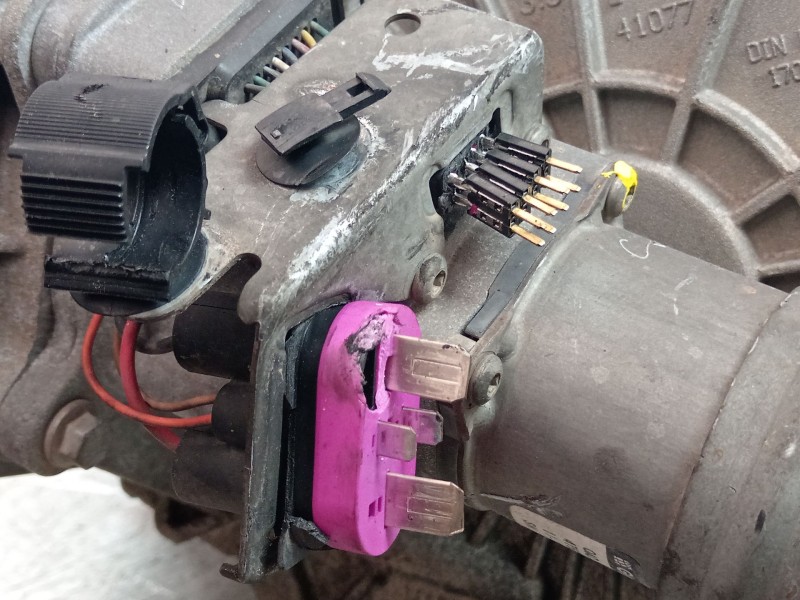 Recambio de caja transfer para volkswagen touareg (7la) tdi r5 referencia OEM IAM 0AD341012L  0AD341601B