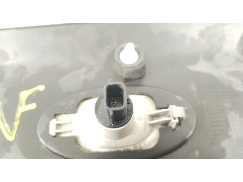 Recambio de moldura para renault master kofferaufbau l3h1 3,5t referencia OEM IAM 768F20007R  