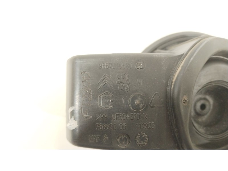 Recambio de tapa exterior combustible para citroën c4 lim. business referencia OEM IAM 9687310880  9651690280