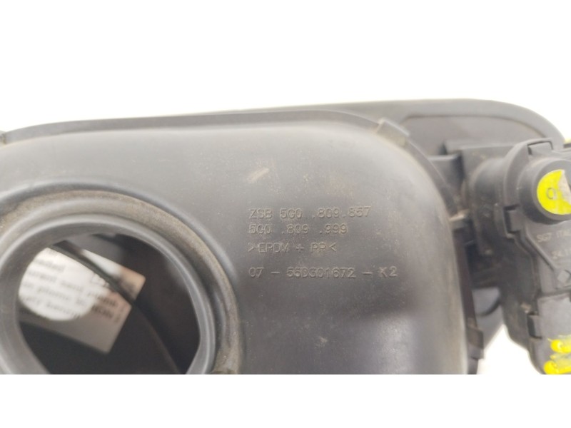 Recambio de tapa exterior combustible para volkswagen golf vii lim. (5g1) 1.6 16v tdi dpf referencia OEM IAM 5G0809857 5Q0810773