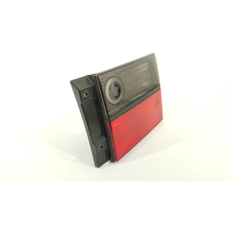 Recambio de piloto trasero derecho en porton para volkswagen vento (1h2) 1.6 referencia OEM IAM 1H5945108B  1H5945259