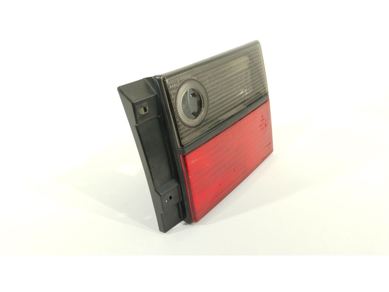 Recambio de piloto trasero derecho en porton para volkswagen vento (1h2) 1.6 referencia OEM IAM 1H5945108B  1H5945259