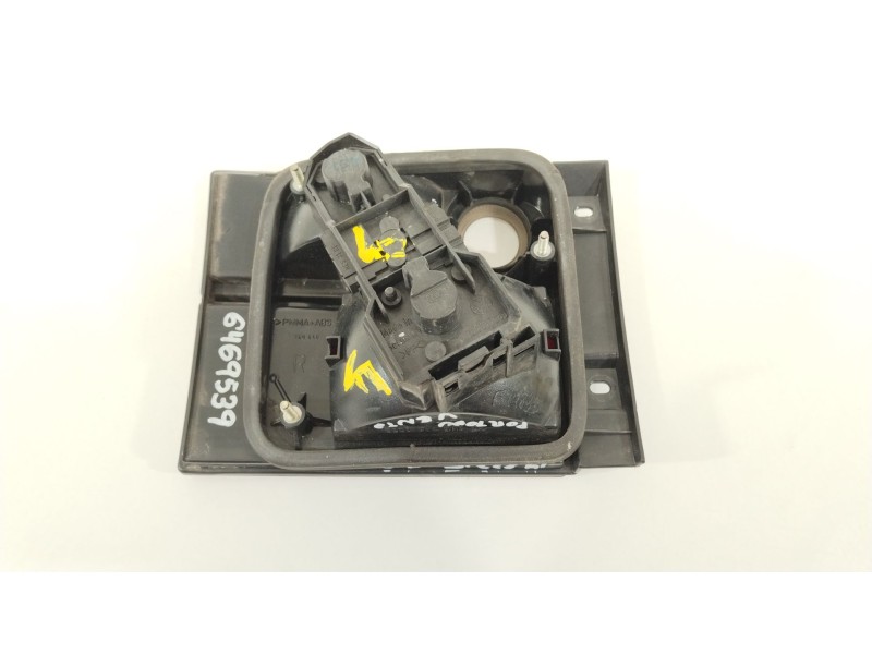 Recambio de piloto trasero derecho en porton para volkswagen vento (1h2) 1.6 referencia OEM IAM 1H5945108B  1H5945259