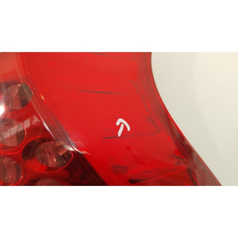 Recambio de piloto trasero derecho para peugeot 3008 monospace (0u_) 2.0 hdi hybrid4 referencia OEM IAM 6351HC  9683460780