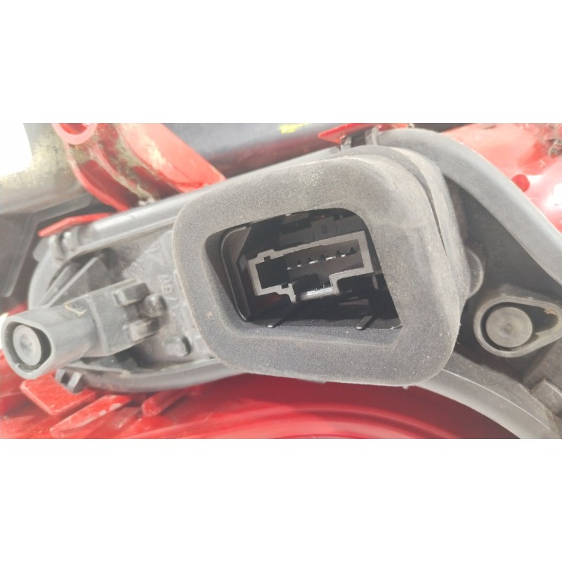 Recambio de piloto trasero derecho para peugeot 3008 monospace (0u_) 2.0 hdi hybrid4 referencia OEM IAM 6351HC  9683460780