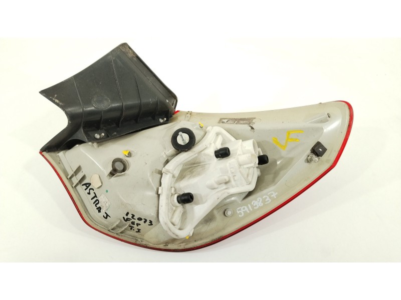 Recambio de piloto trasero izquierdo para opel astra j lim. enjoy referencia OEM IAM 1222087  