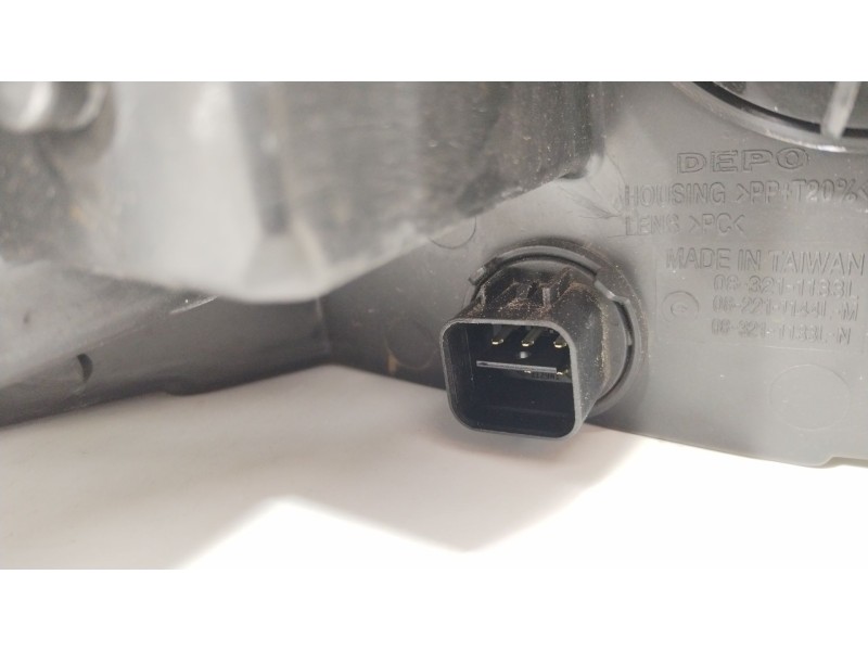 Recambio de faro izquierdo para hyundai santa fe (bm) 2.2 crdi classic (2wd) referencia OEM IAM 921012B020  