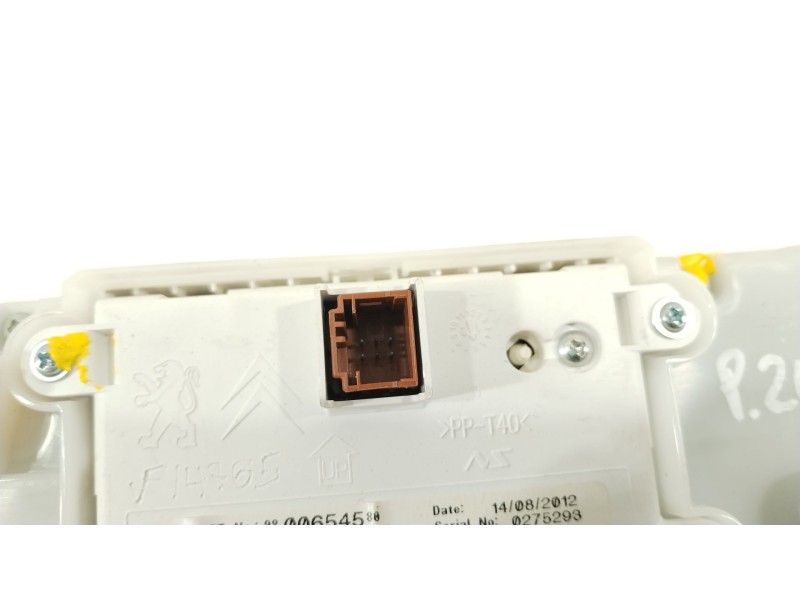 Recambio de cuadro instrumentos para peugeot 208 i (ca_, cc_) 1.2 vti 82 referencia OEM IAM 9800654580  