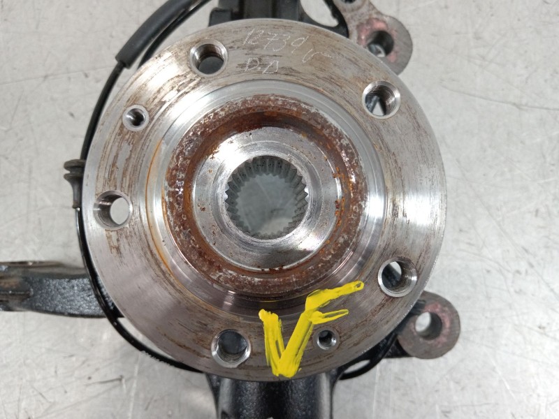 Recambio de mangueta delantera derecha para peugeot traveller autobús (v_) 2.0 bluehdi 145 referencia OEM IAM 1617969380  