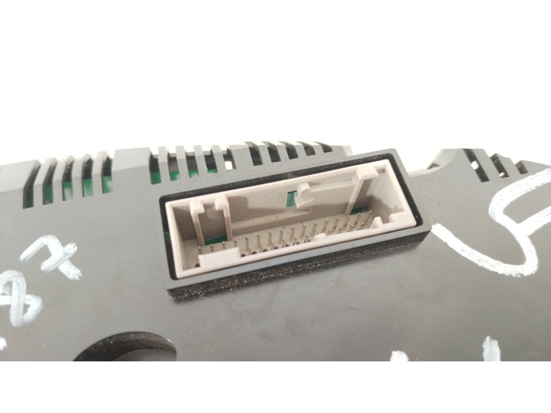 Recambio de cuadro instrumentos para audi a4 ber. (b8) basis referencia OEM IAM 8K0920932  
