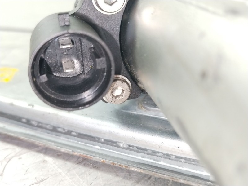 Recambio de elevalunas delantero derecho para dacia sandero ambiance referencia OEM IAM 8200733828 9030256 82007338280