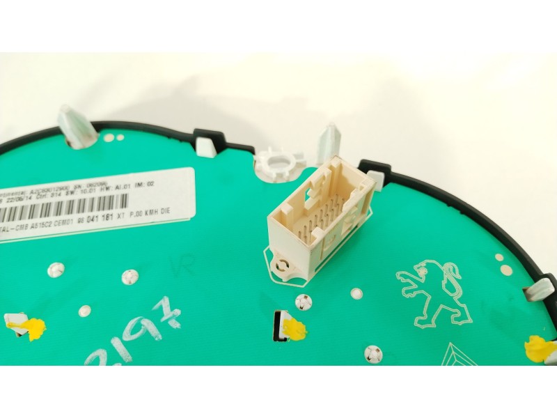Recambio de cuadro instrumentos para citroën c3 collection referencia OEM IAM 98041181XT  
