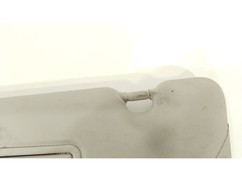 Recambio de parasol izquierdo para renault captur limited referencia OEM IAM 964012136R  