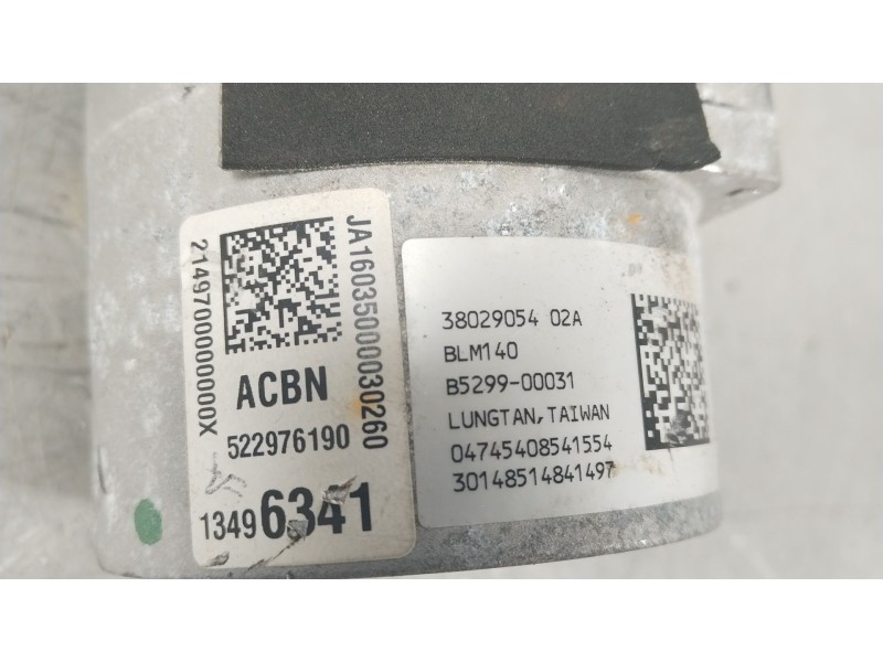 Recambio de columna direccion para opel adam unlimited ecoflex referencia OEM IAM 13496341  