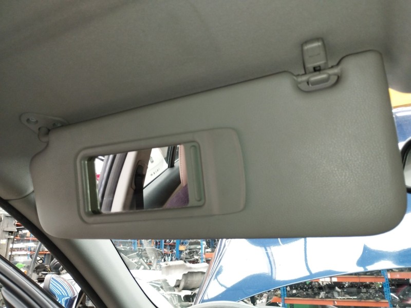 Recambio de parasol izquierdo para bmw 3 (e90) 318 d referencia OEM IAM   