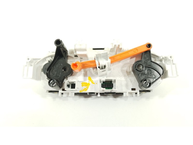 Recambio de mando calefaccion / aire acondicionado para peugeot 208 1.5 blue-hdi fap referencia OEM IAM 96722483ZD  