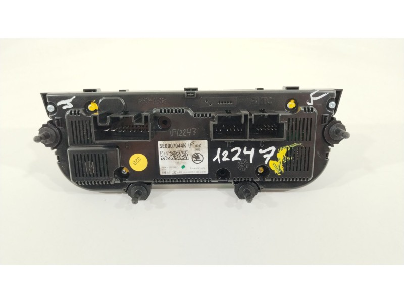 Recambio de mando climatizador para skoda octavia iii combi (5e5, 5e6) 1.6 tdi referencia OEM IAM 5E0907044K  